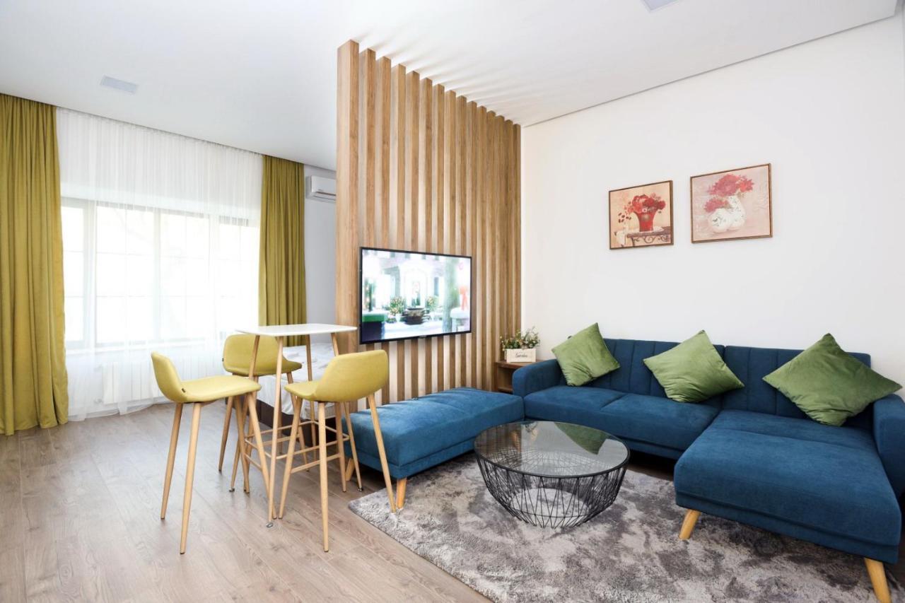 Stay Inn-Apartments On Abovyan 32 Yerevan Ngoại thất bức ảnh