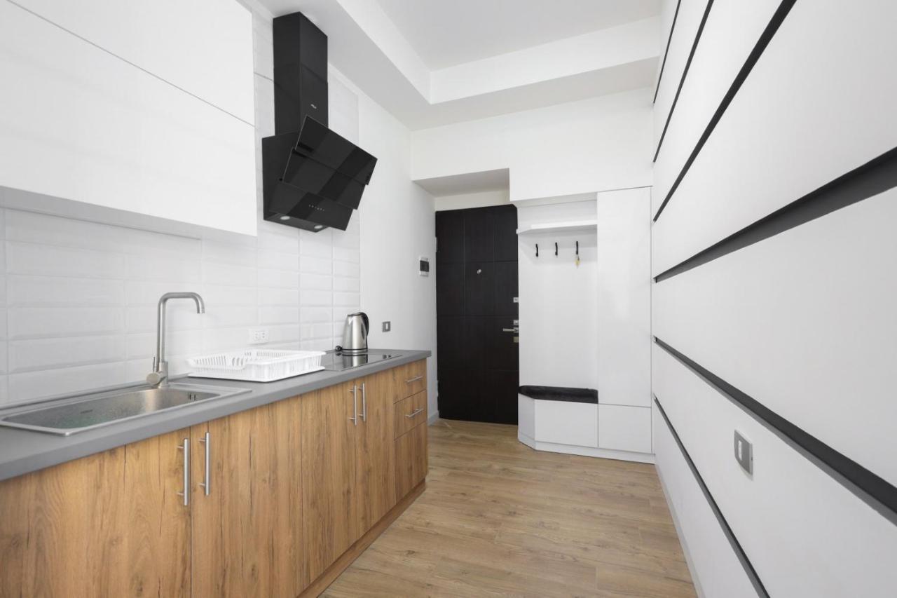 Stay Inn-Apartments On Abovyan 32 Yerevan Ngoại thất bức ảnh