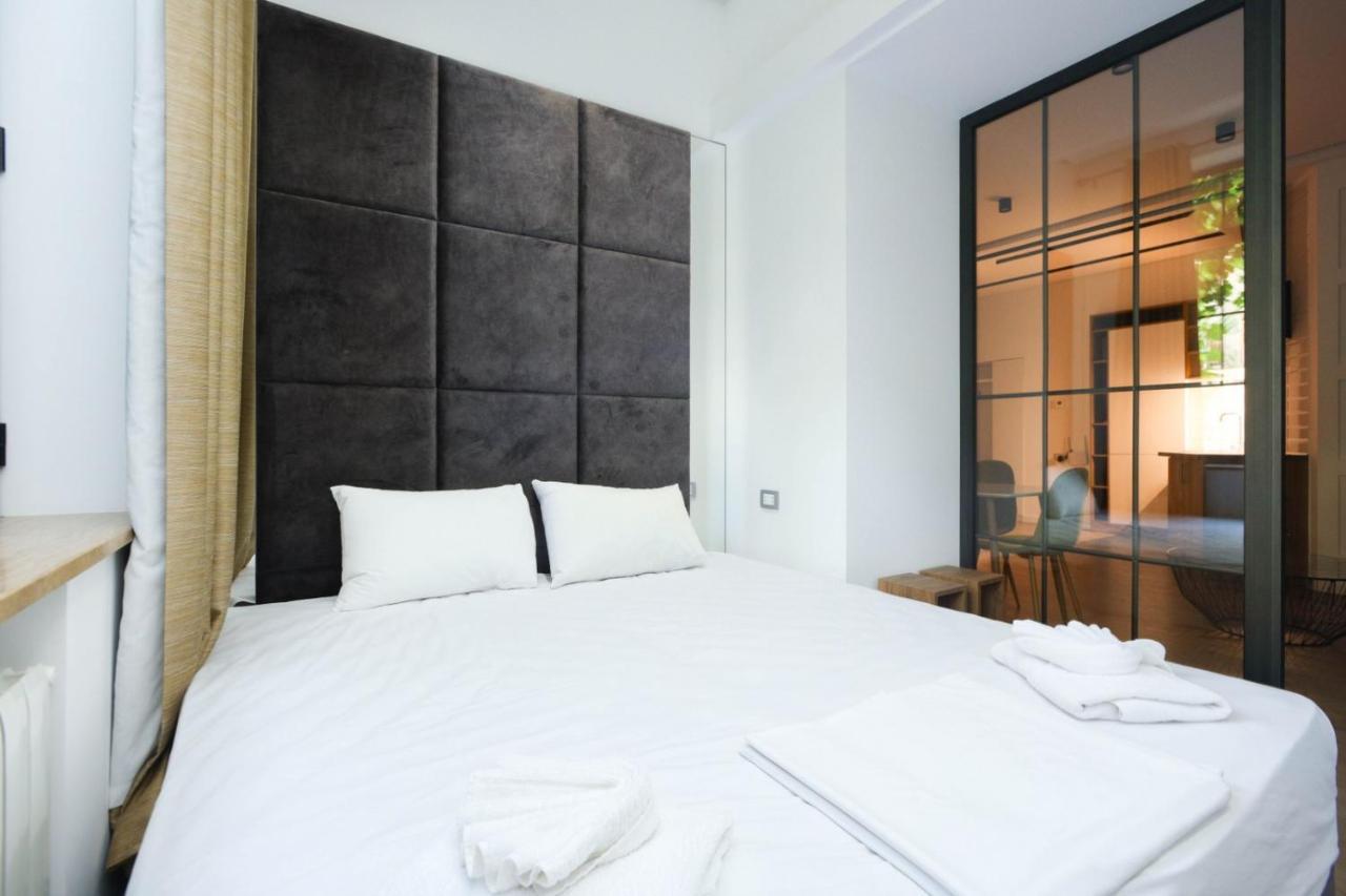 Stay Inn-Apartments On Abovyan 32 Yerevan Ngoại thất bức ảnh